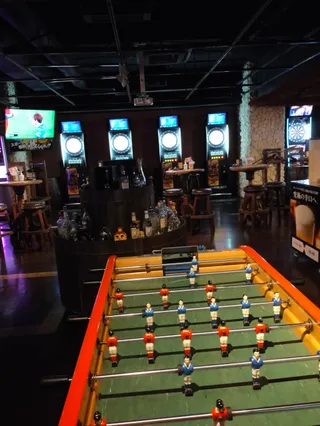 Billiard&Darts Pine（ビリヤード＆ダーツ パイン）