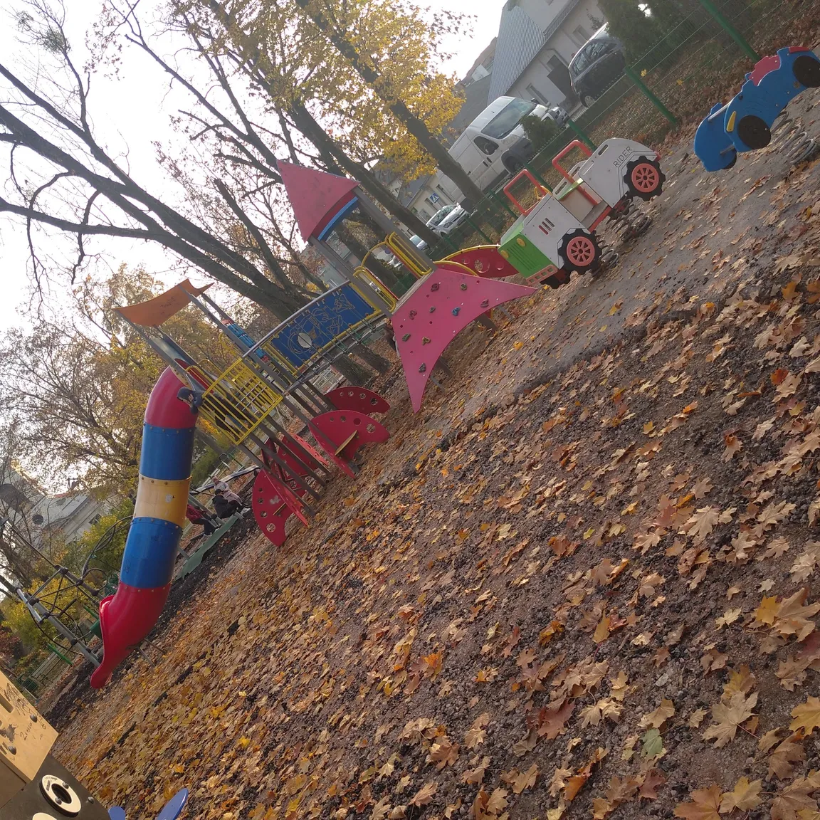 Park miejski - place zabaw