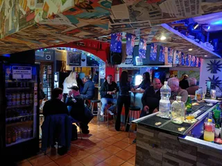 Ozzie's Rock Bar
