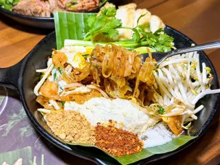 Platinum Fashion Mall Street Food