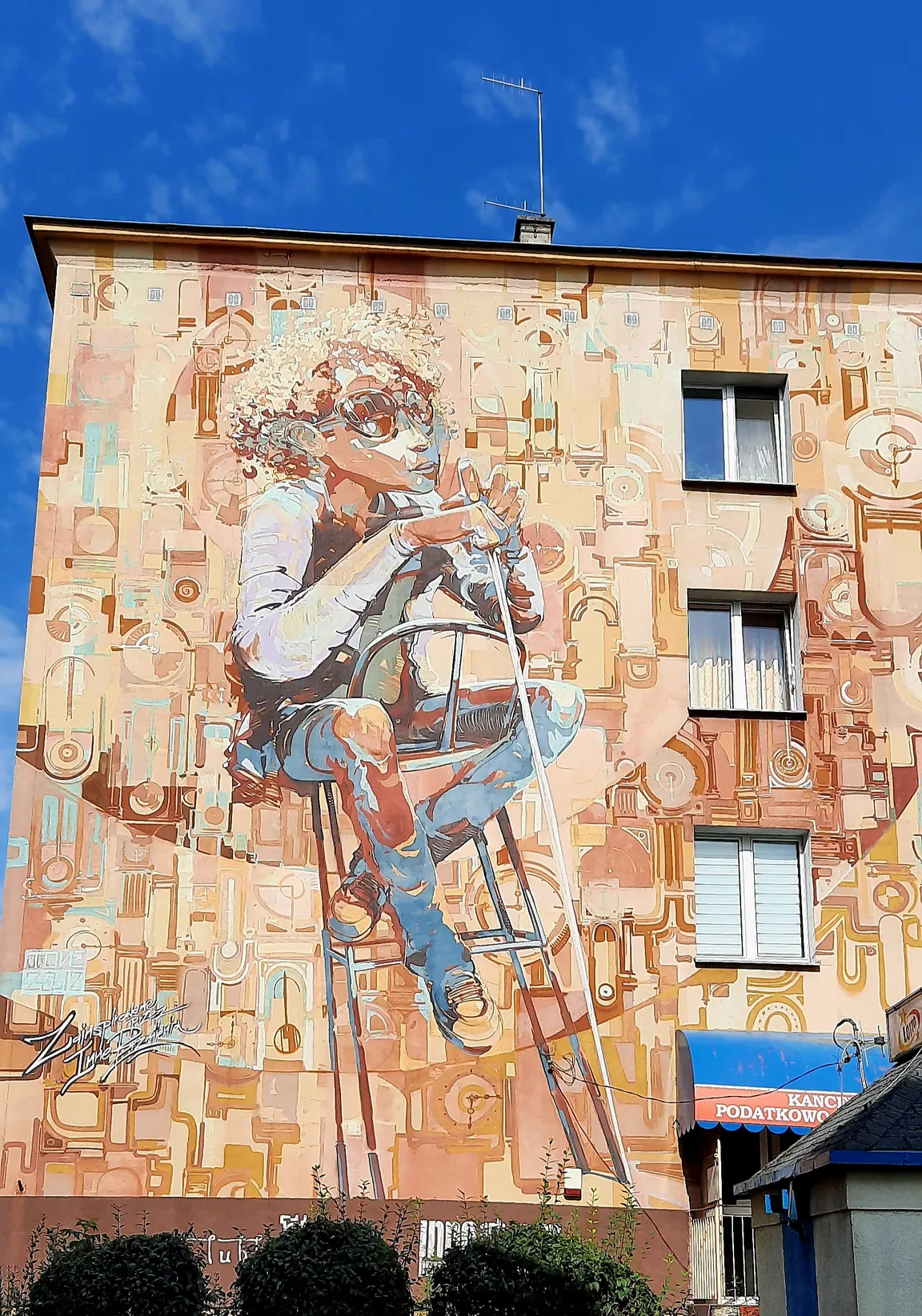 Mural "Na krześle"