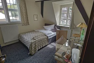 Schmuckkästchen - Hotel & Weinhaus