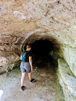 Arche et Grotte Saint Sauveur