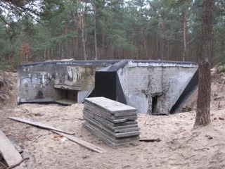 Bunkry Dąbrowiecka Góra
