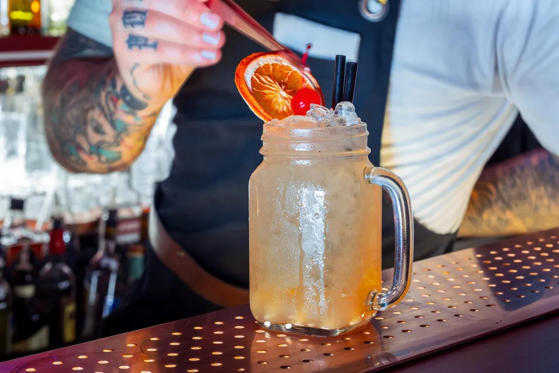 Ósemka Bilard & Cocktail Bar