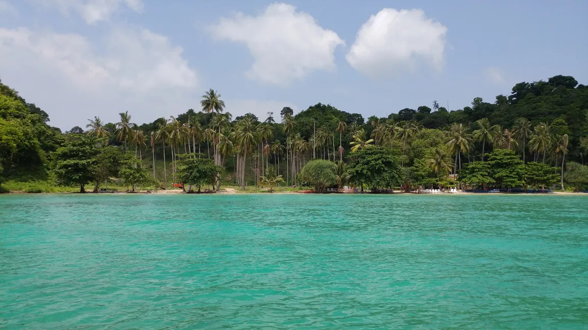 Loh Moo Dee Beach