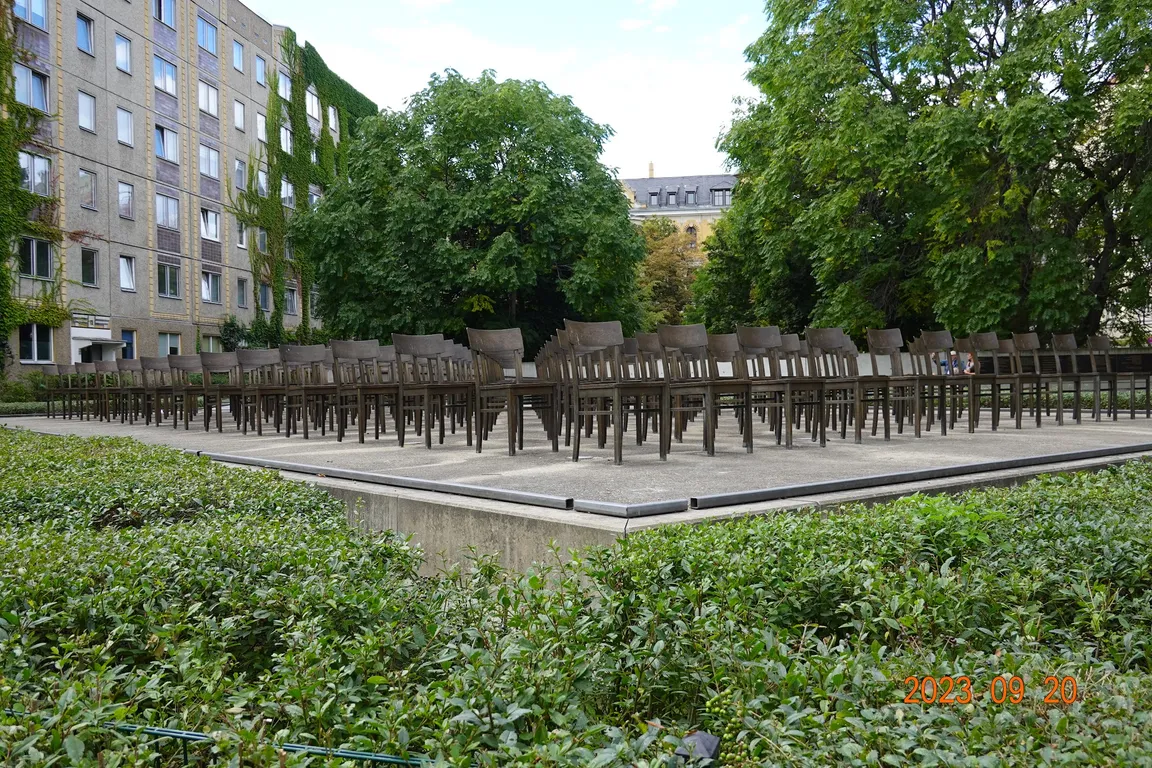 Holocaust Memorial