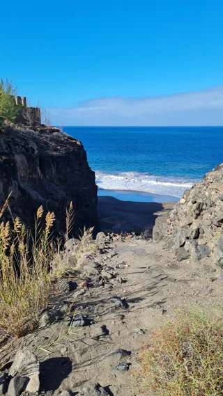 Sendero a Playas de Güigüí