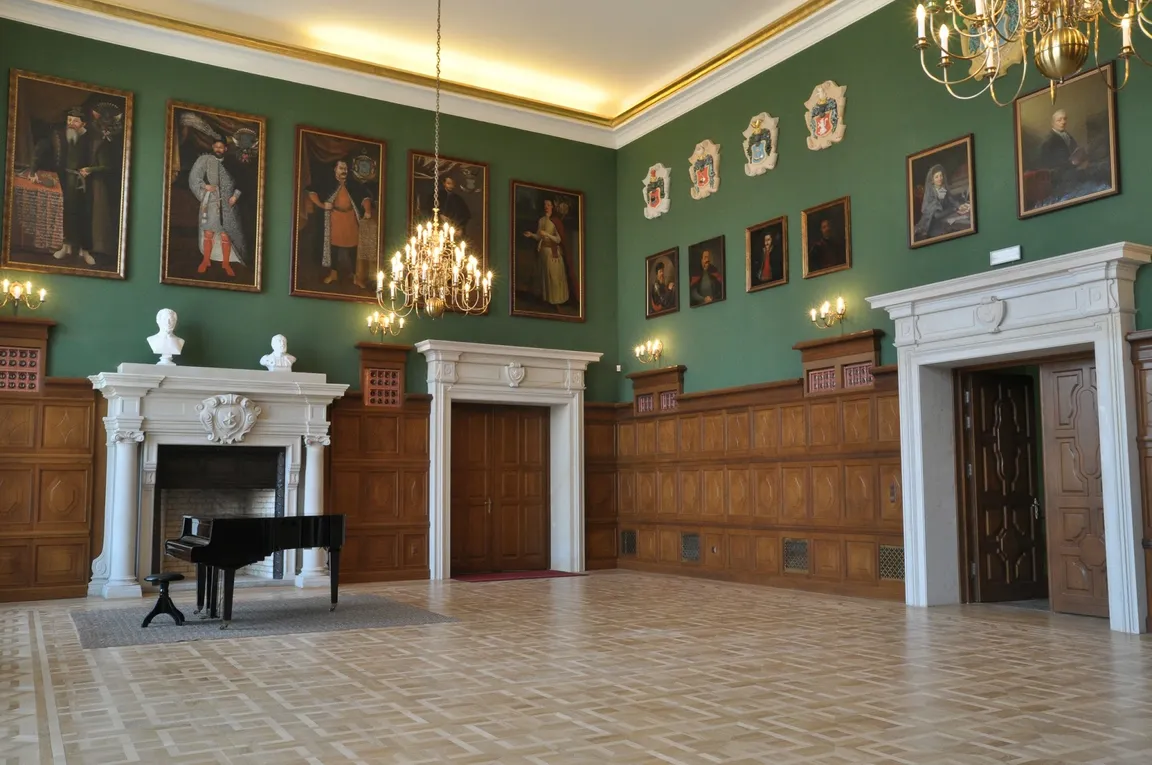 Muzeum-Zamek Tarnowskich w Tarnobrzegu