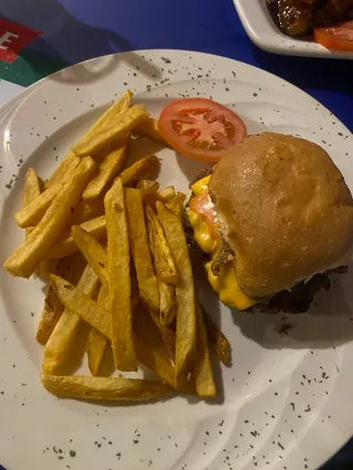 Andy's Pub & Restaurant