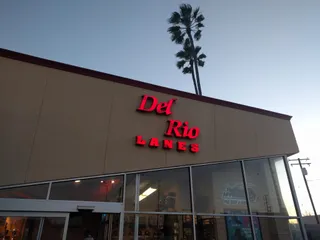 Del Rio Lanes