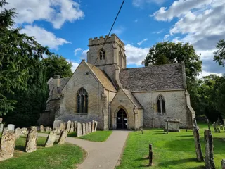 Minster Lovell Hall and Dovecote