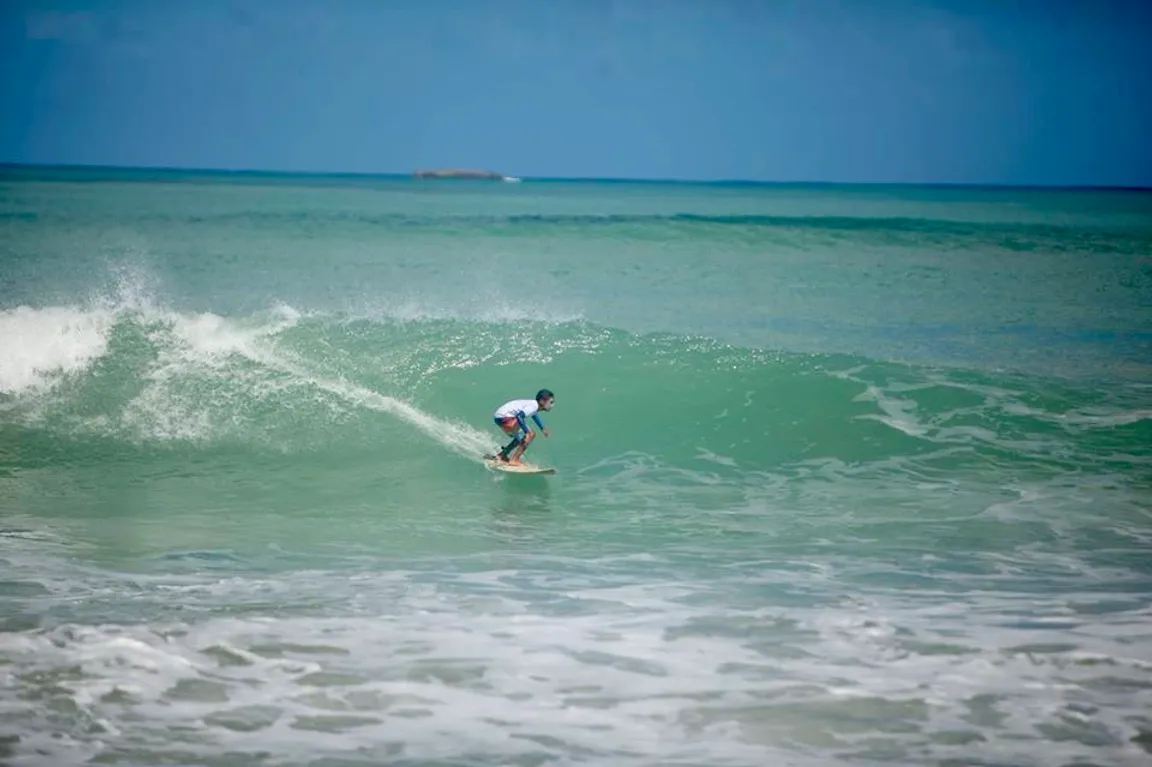 Pirata Surf School