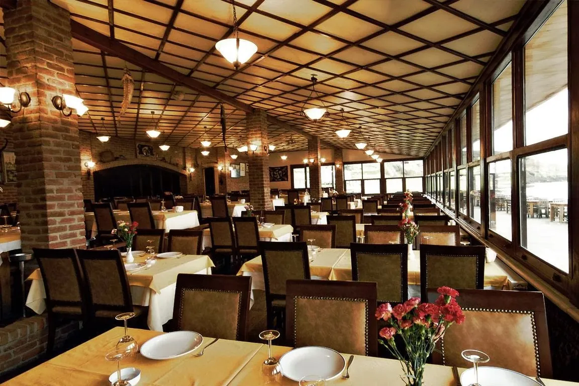 Uzunya Beach Restaurant