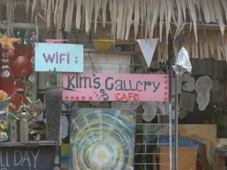 Kim's Maenam Art Gallery, Tattoo Studio & Cafe