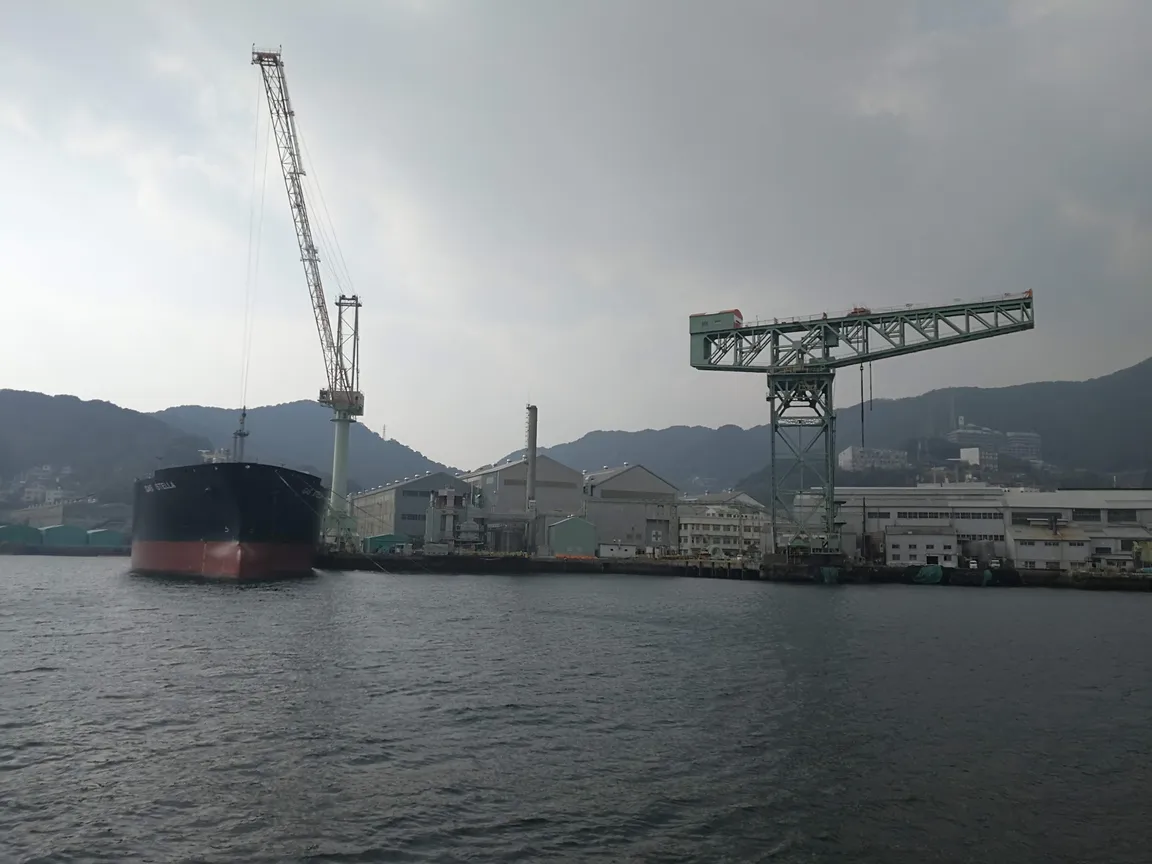 Giant Cantilever Crane (World Heritage Site)