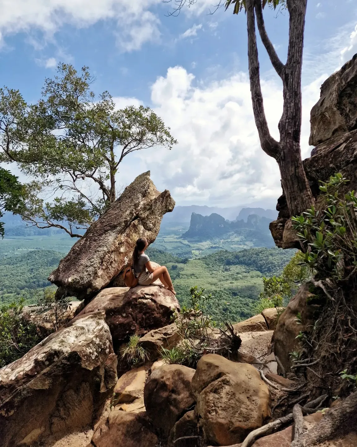 Dragon's Crest (Ngon Nak Nature Trail)