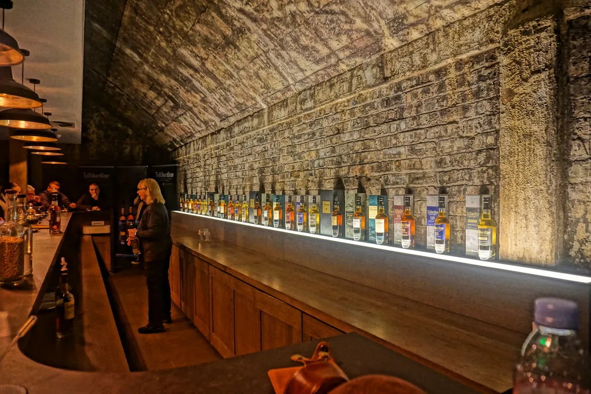 Tullibardine Distillery