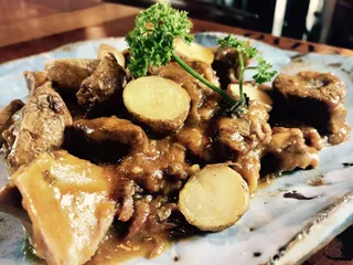 Enoteca El Zarcillo | Grupo Vinófilos