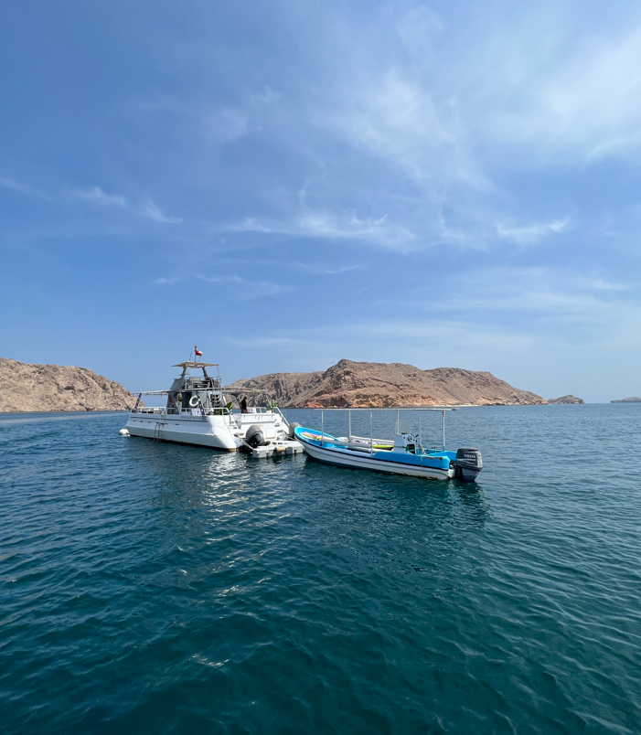 MUSCAT YACHT CLUB - Sea Tour Cruise Operator | Hopsa