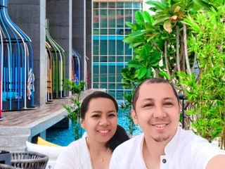 Mermaid Pool Bar