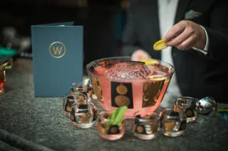 Willis Show Bar