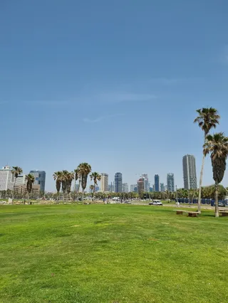 Park Charlesa Clore’a