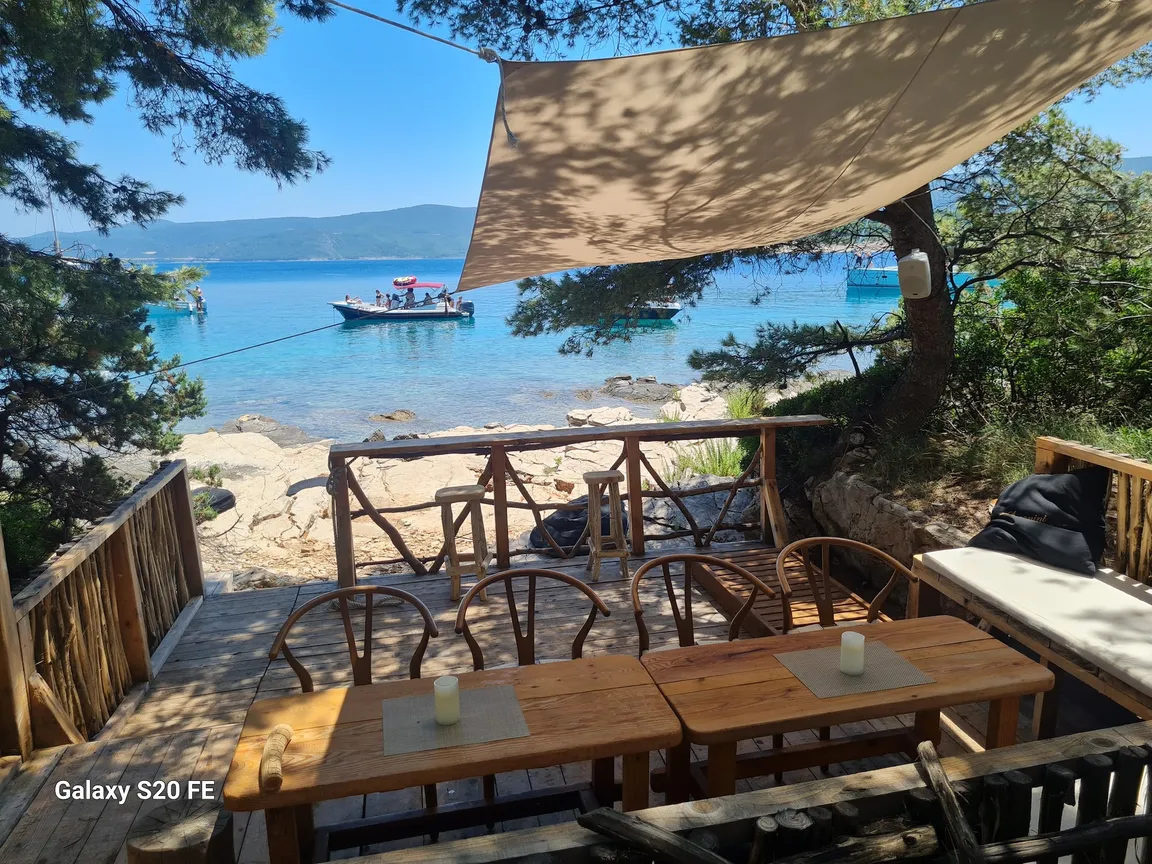 Lantina Beach
