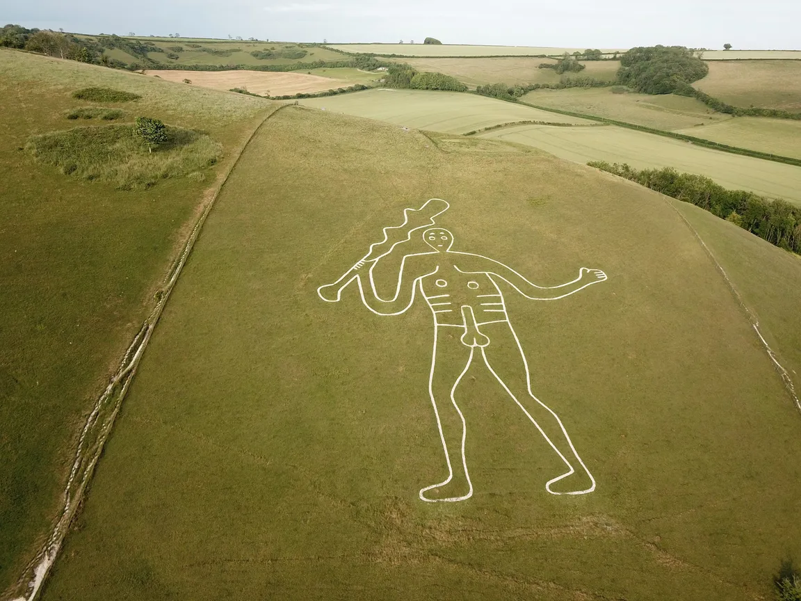 Cerne Giant Viewpoint