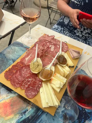 In Vineria