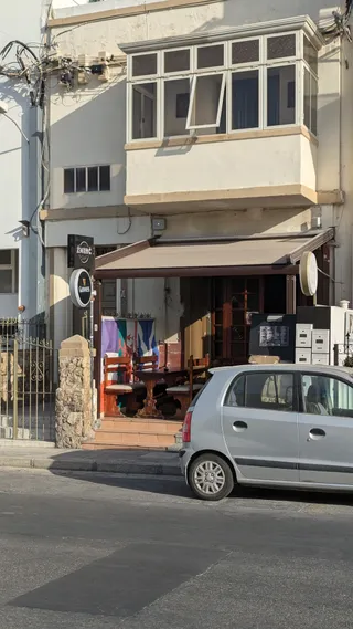 Zmerc Pub