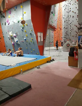 Le Pan d'Avignon - salle d'escalade à Avignon