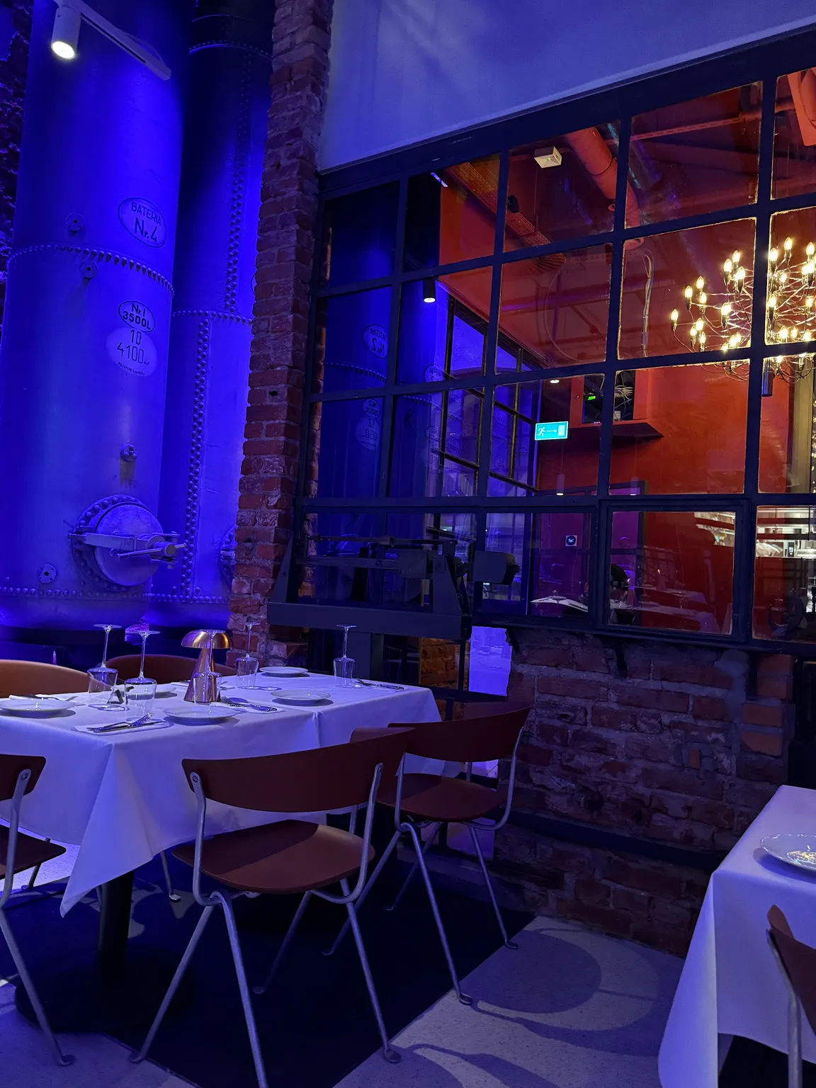 ZABAWA Bistro.Bar.Club.