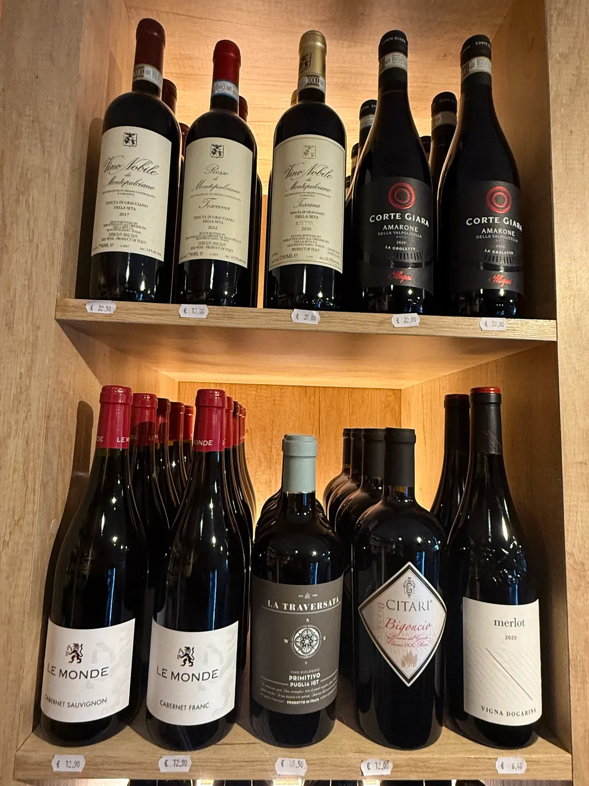 Venesia Fine Food & Spirits, The Strand, Sliema