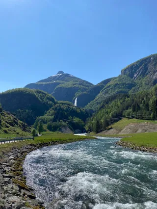 Brekkefossen Trailhead
