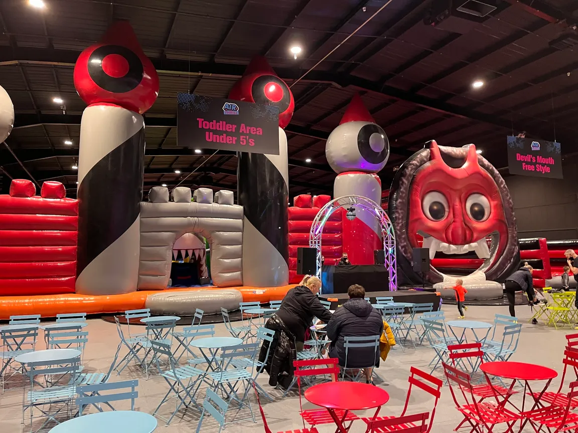 Air Thrill East Kilbride Scotland's largest Inflatable, Trampoline & Party Arena