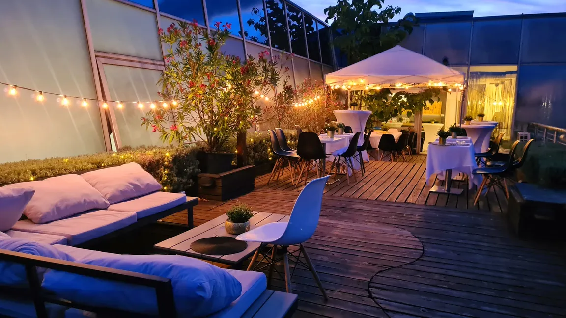 Guru Sky Terrace & Penthouse