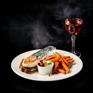 Hades Sport pub & bowling - bar i kręgle Zielona Góra