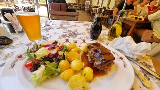 Restaurant "Staria Chinar"