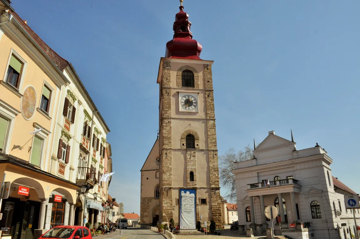 Mestni Stolp Ptuj / Ptuj City Tower