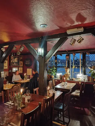 The Mayflower Pub