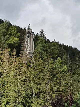 Statue of Christ the King