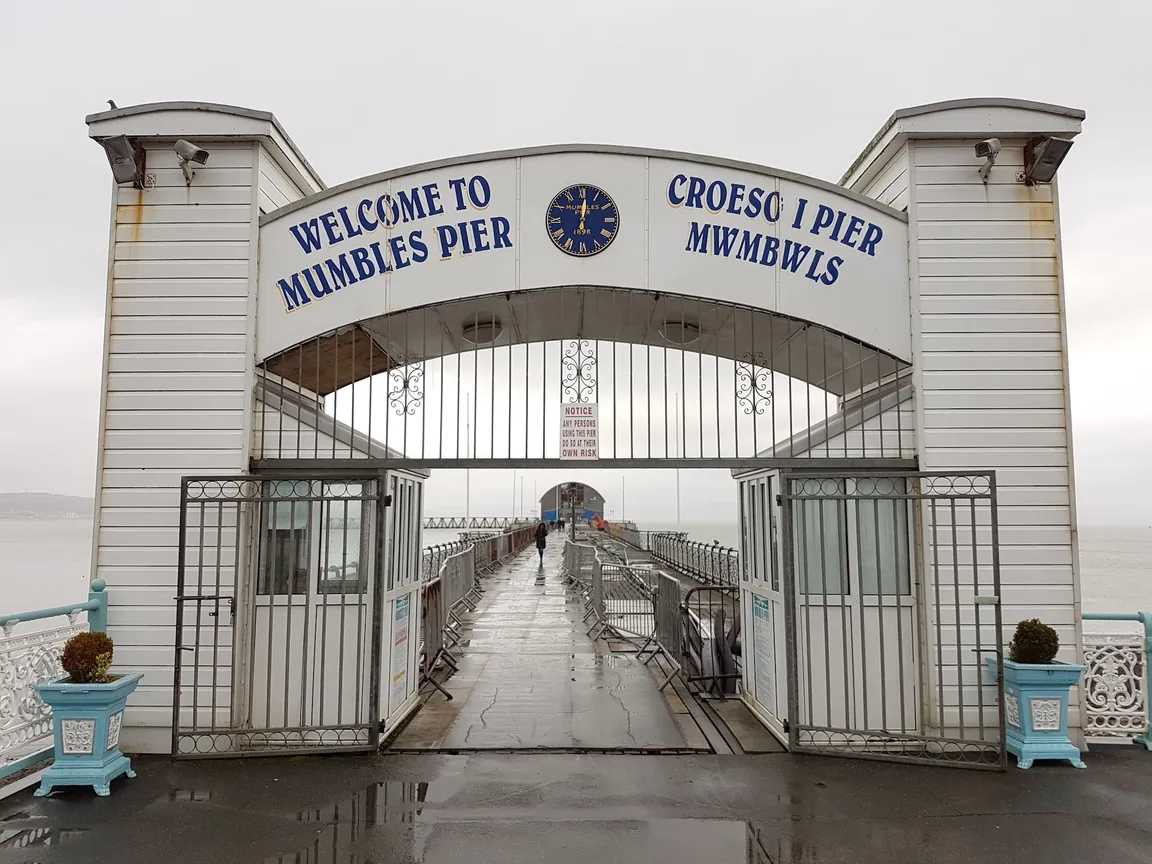 Mumbles Pier