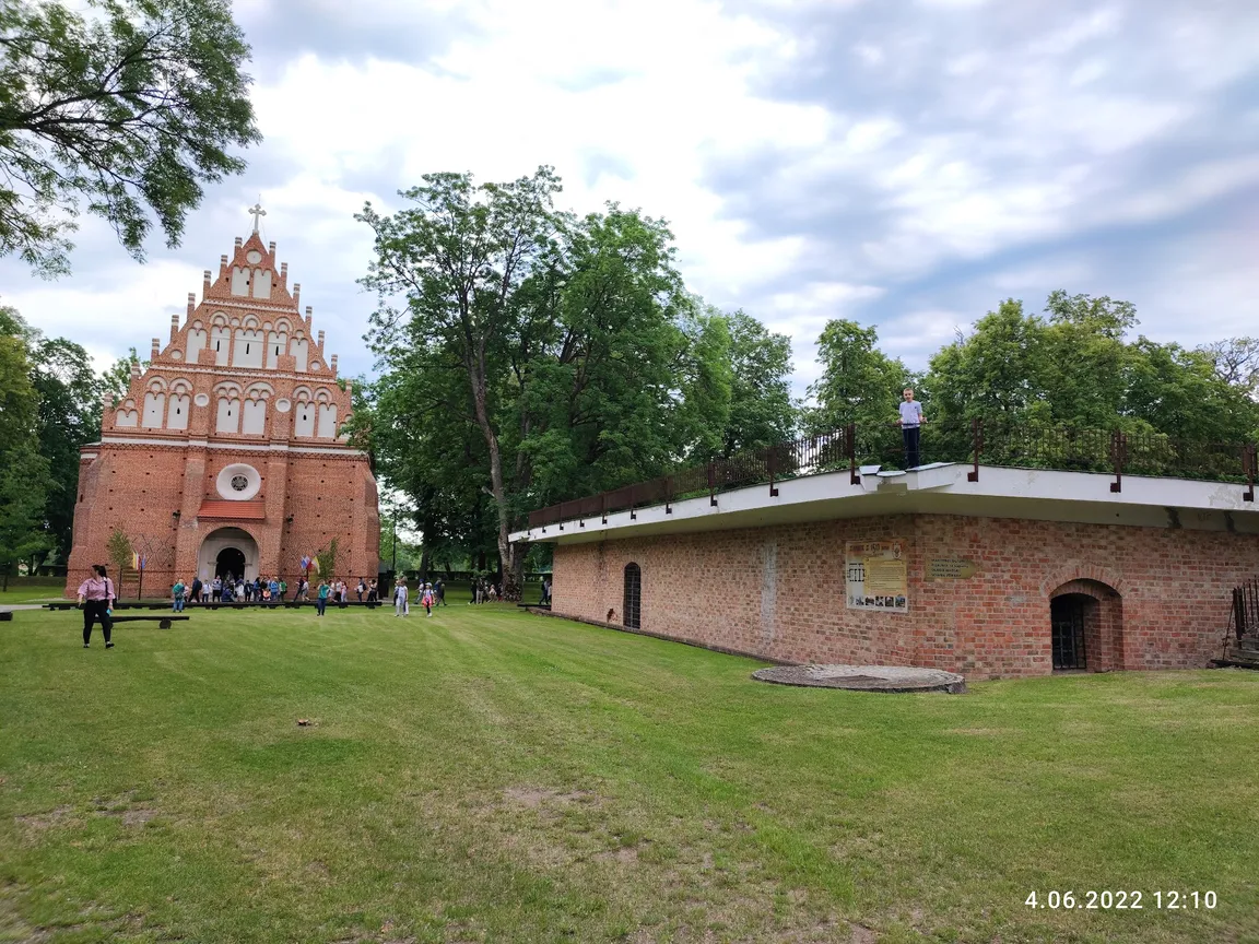 Kościół Rzymskokatolicki Sanktuarium Matki Bożej Kodeńskiej - Misjonarze Oblaci Maryi Niepokalanej