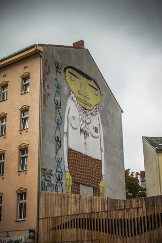 The Yellow Man (Os Gemeos)