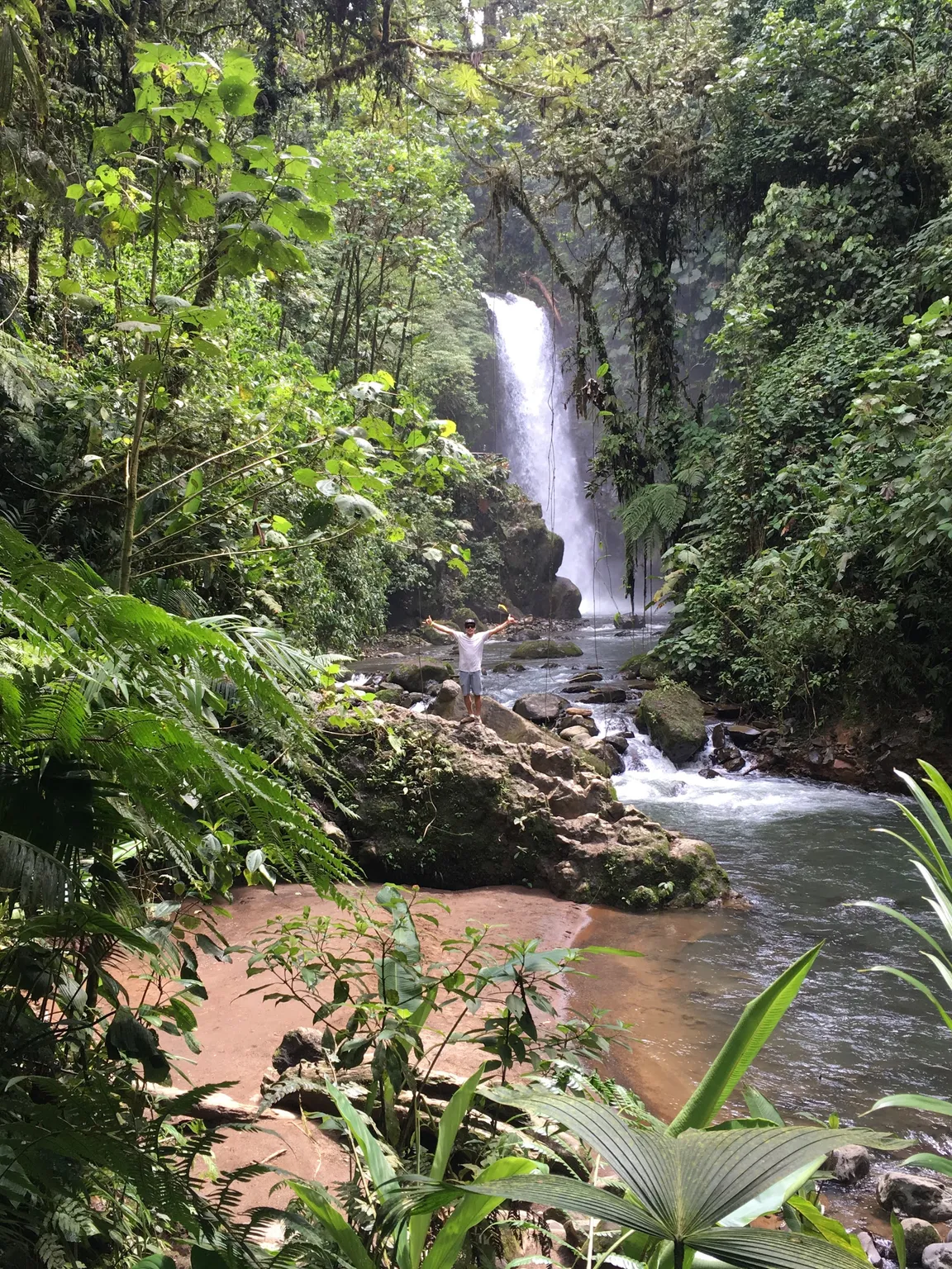 La Paz Waterfall