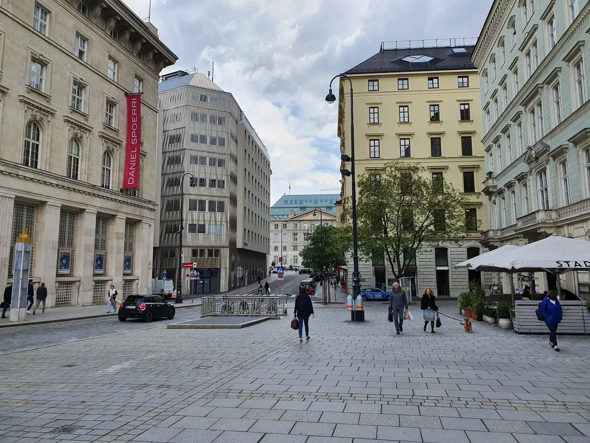 Bank Austria Kunstforum Wien