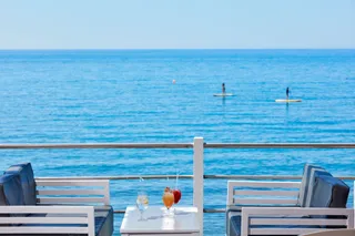 Sands Beach Club-Resto