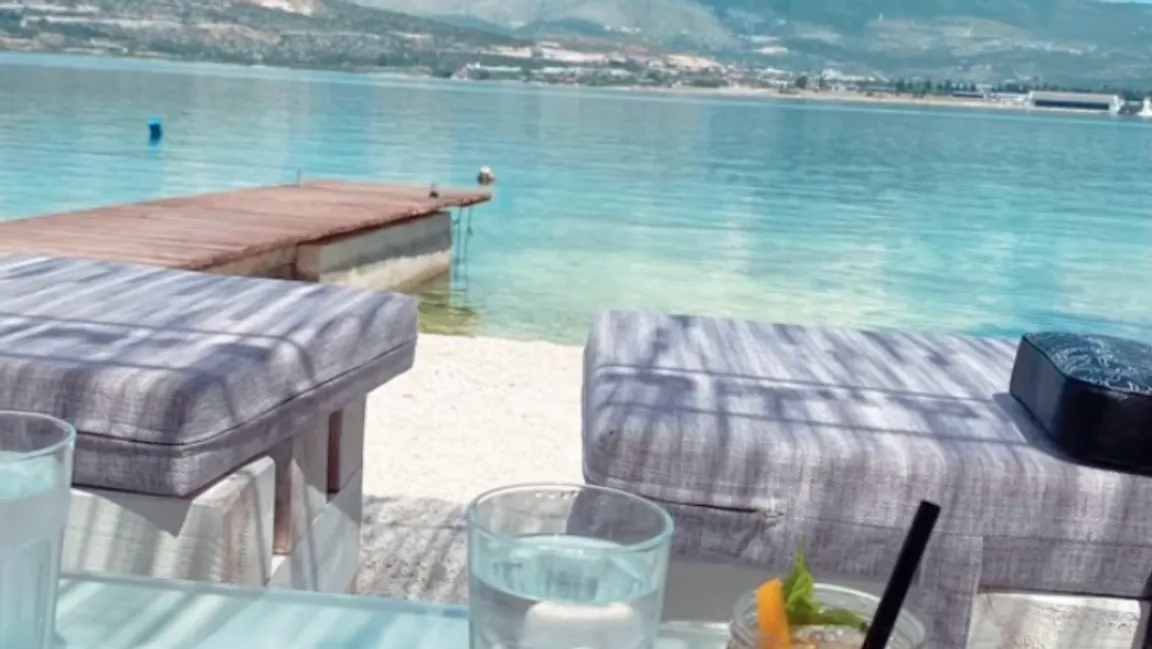 Beach bar Relax