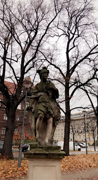 Rzeźba "Oczekiwanie"
